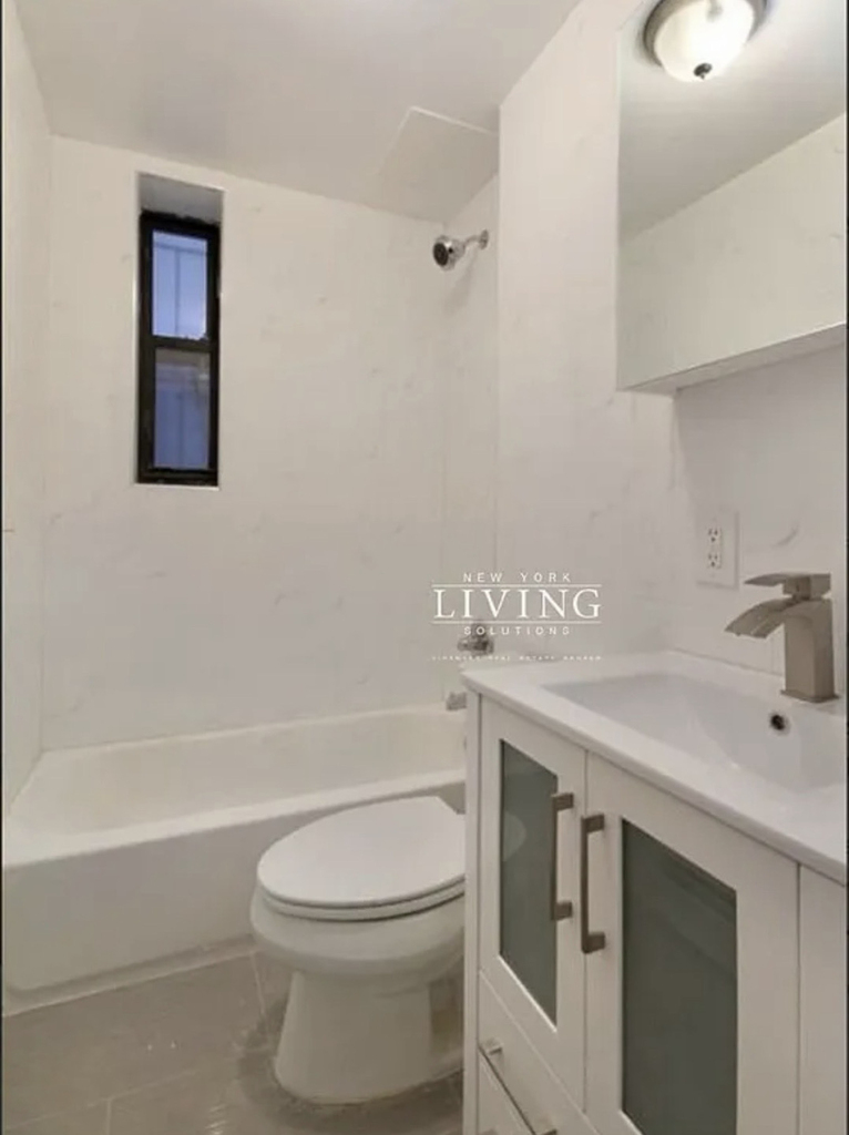 85 Ralph Avenue - Photo 8