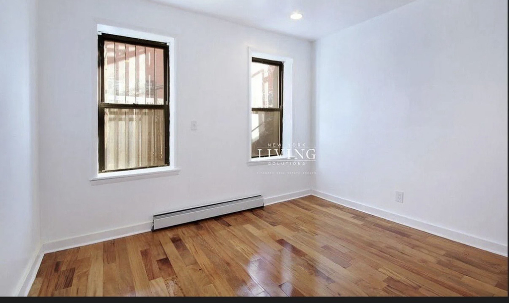 85 Ralph Avenue - Photo 5