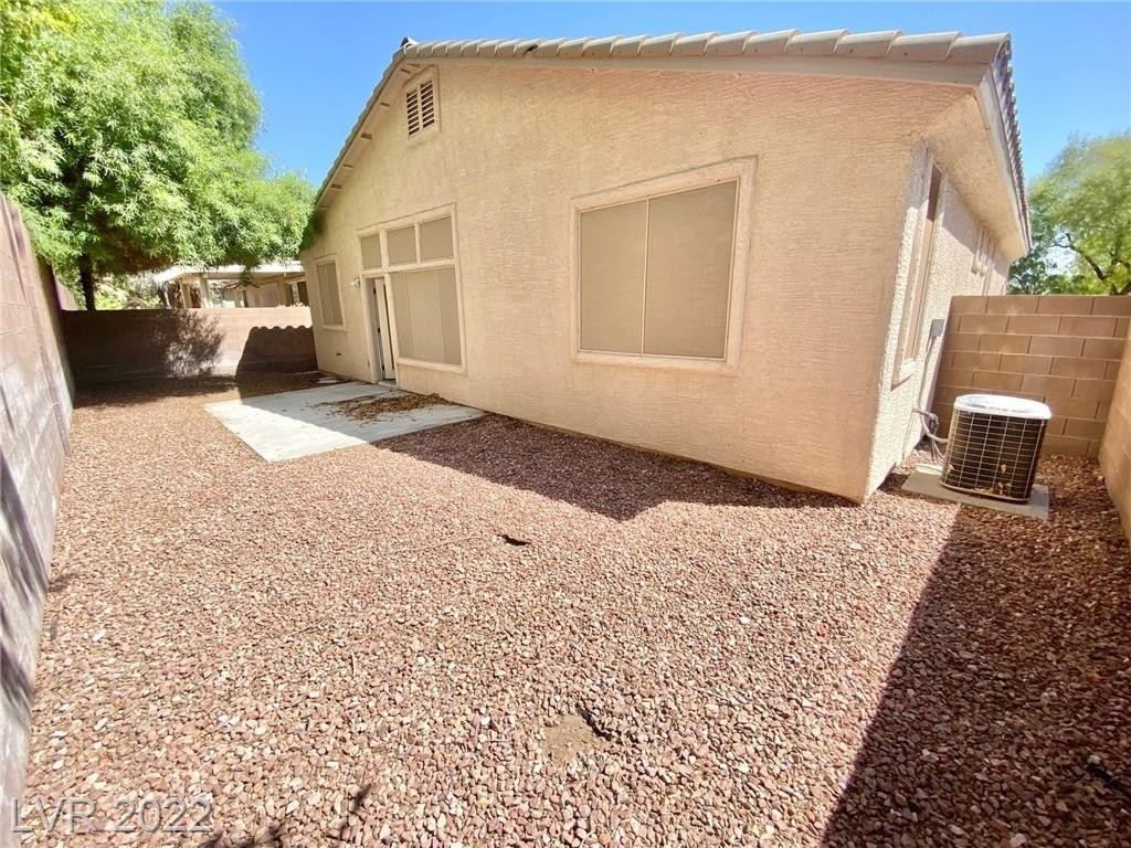 1605 Cimarron Crest Street - Photo 12