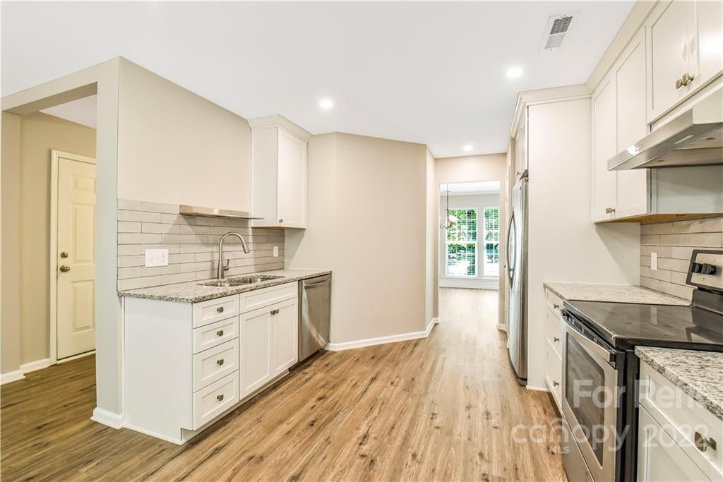 18122 Bluff Inlet Road - Photo 10