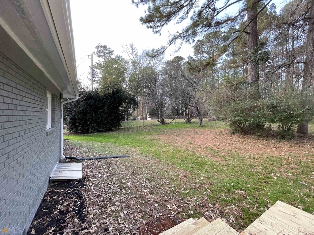 1199 Country Club Road - Photo 31