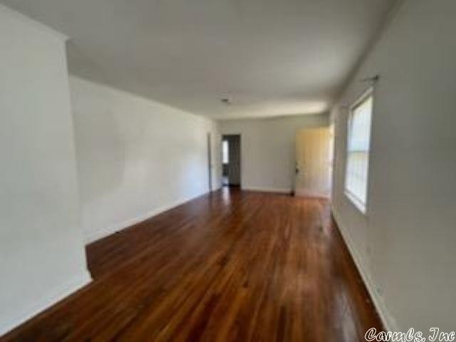 1205 W 30th - Photo 3