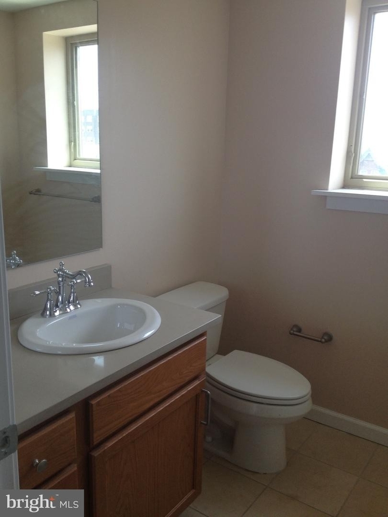 4203 Walnut St #304 - Photo 3