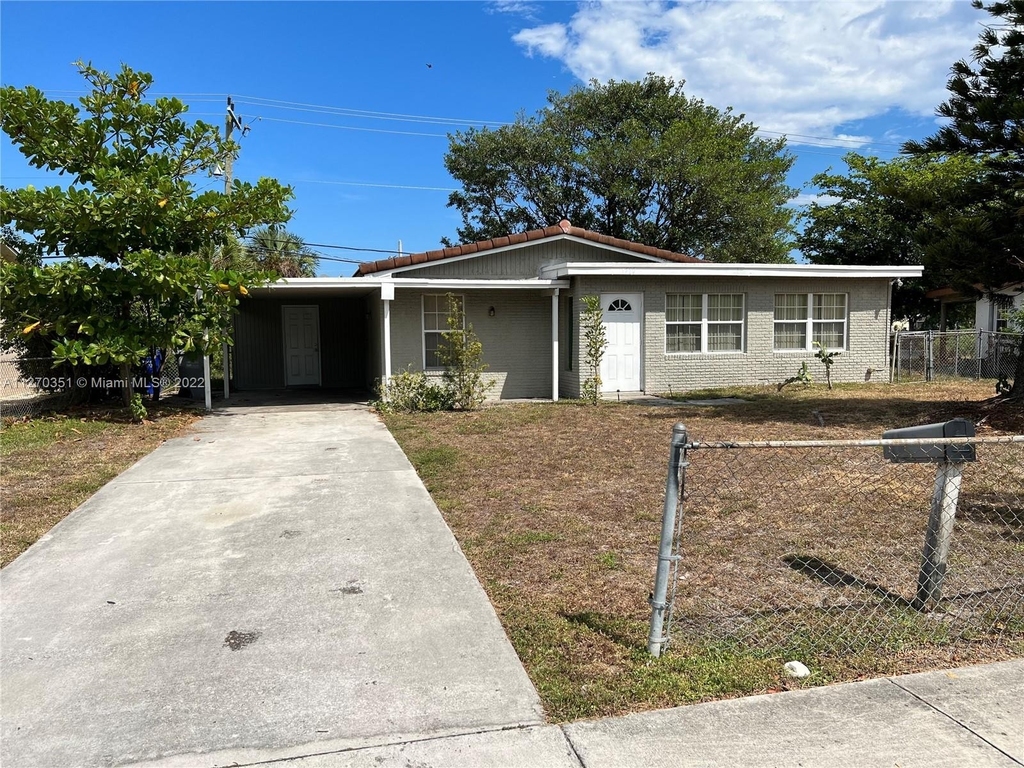 1710 Nw 5th Ave - Photo 6