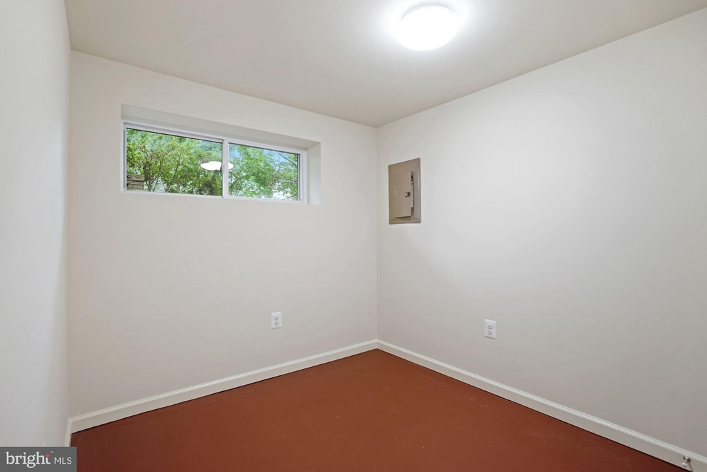 512 N Pickett Street - Photo 24