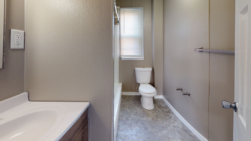 4836 Northcott Avenue - Photo 1