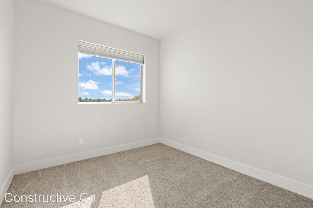 7773 W Crestwood Dr - Photo 23