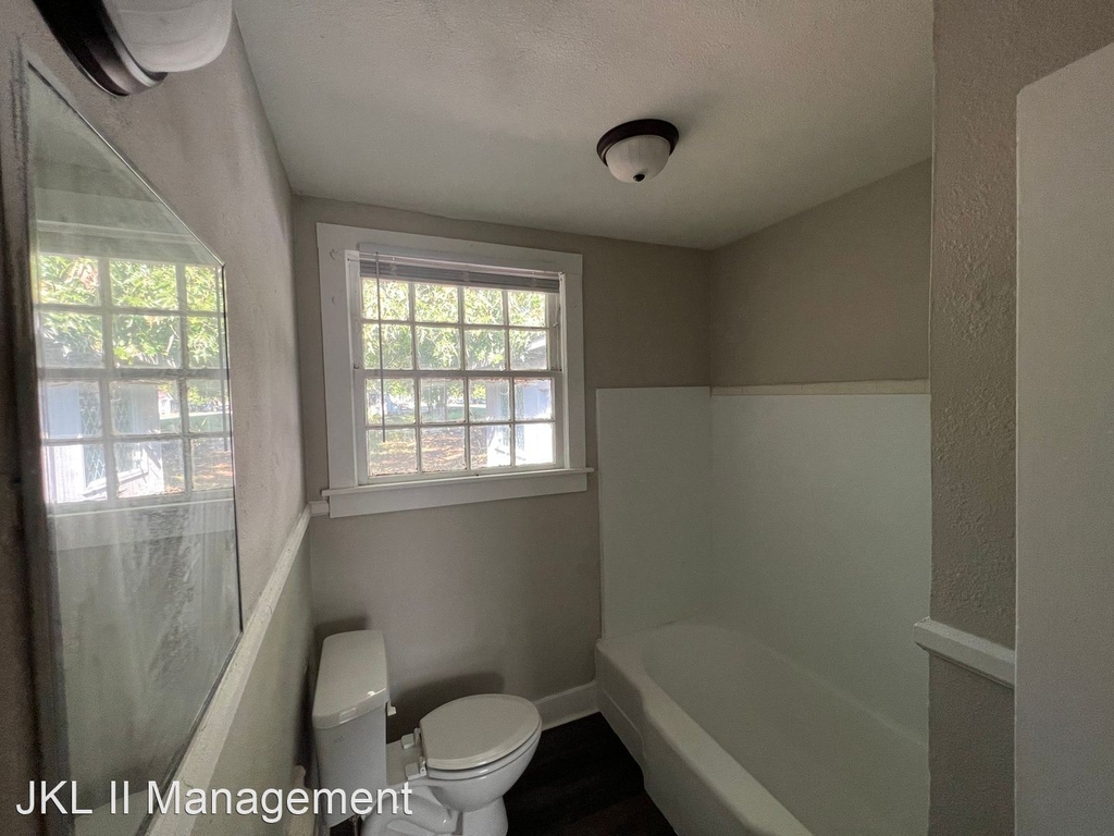 1423 Franklin Street - Photo 7