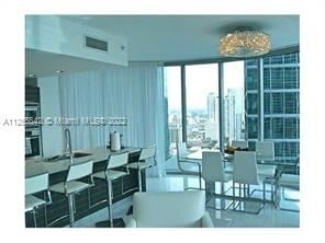 200 Biscayne Boulevard Way Apt 3301 - Photo 2