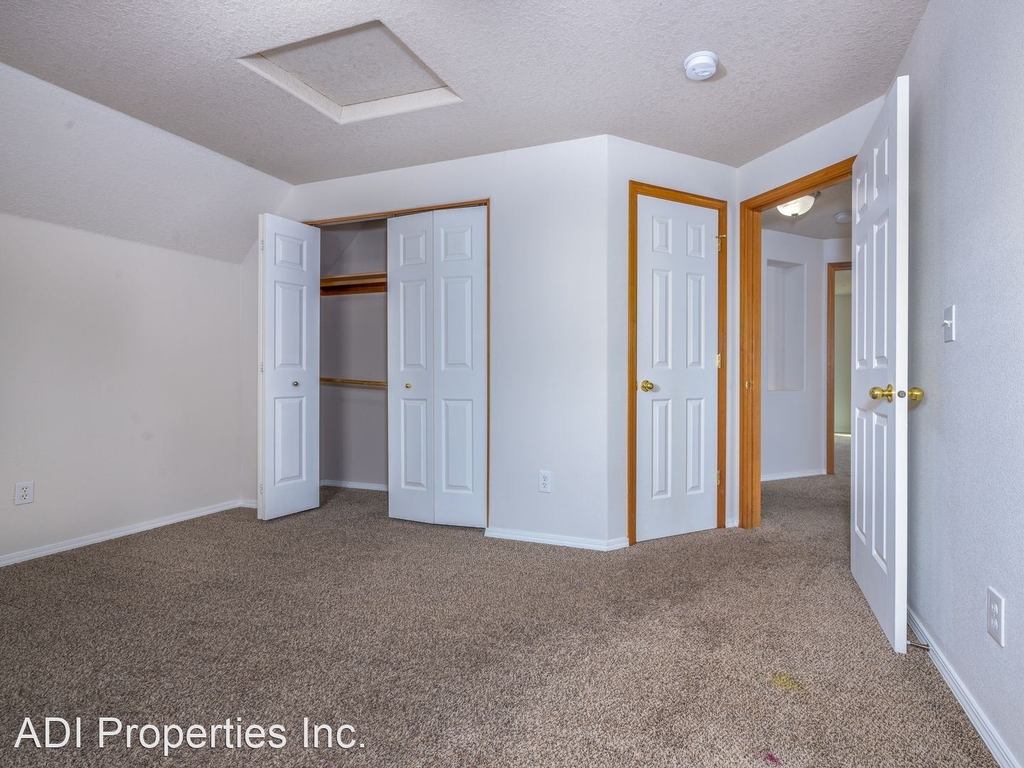 1120 Elm Street - Photo 20