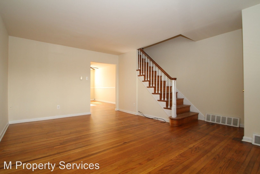 256 Osborn St - Photo 8