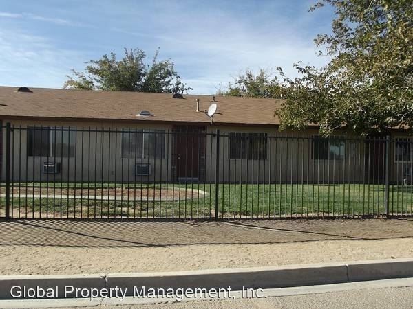 18400 Montezuma St. - Photo 4