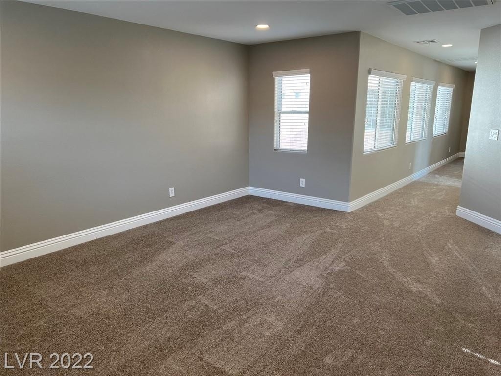 8884 Tomnitz Avenue - Photo 10