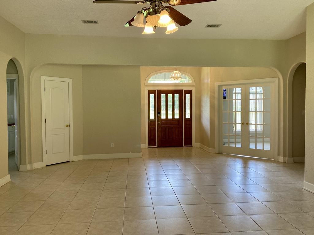 5570 Pedrick Plantation Circle - Photo 2