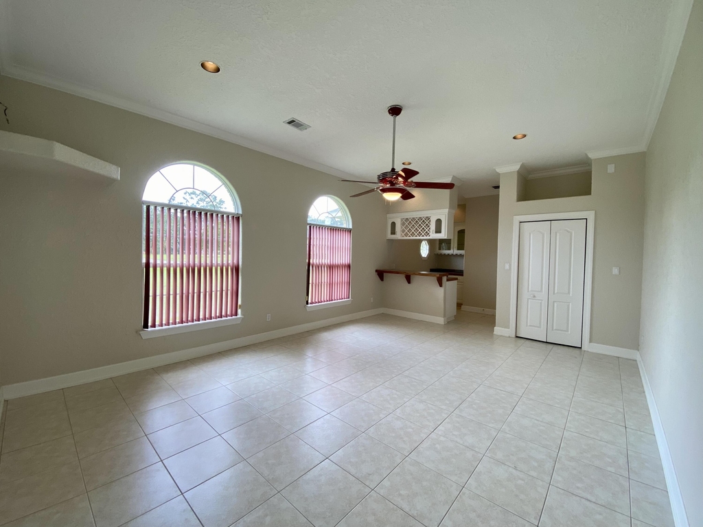 5570 Pedrick Plantation Circle - Photo 11