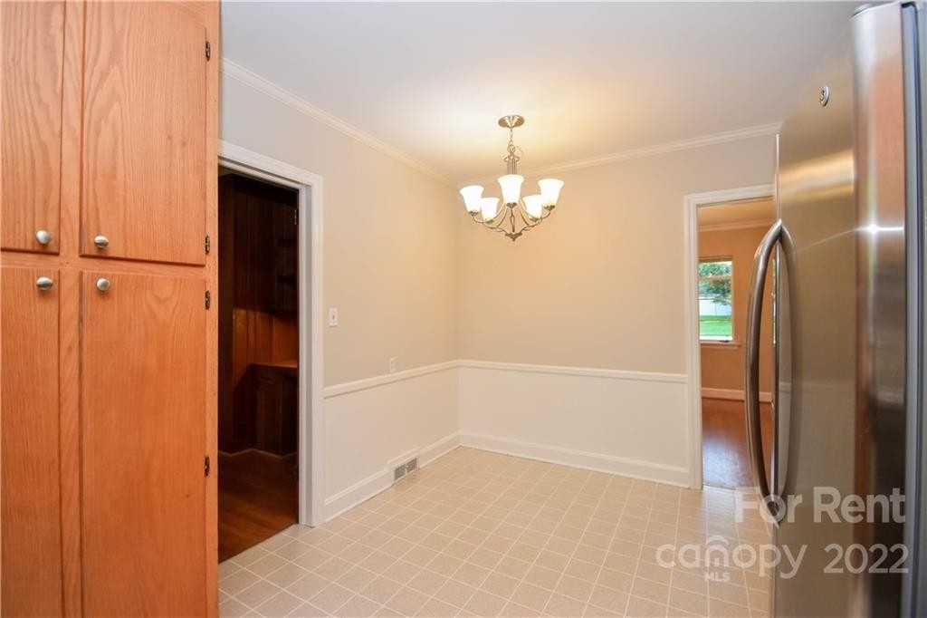 2214 Jeff Street - Photo 5