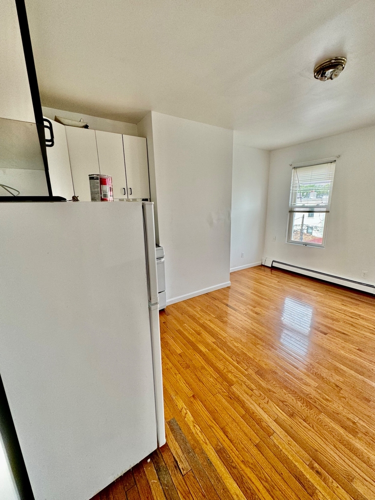 95th Street and 3rd Avenue - Photo 1