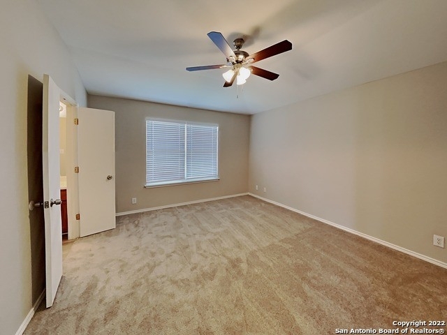 4024 Desert Cir - Photo 3