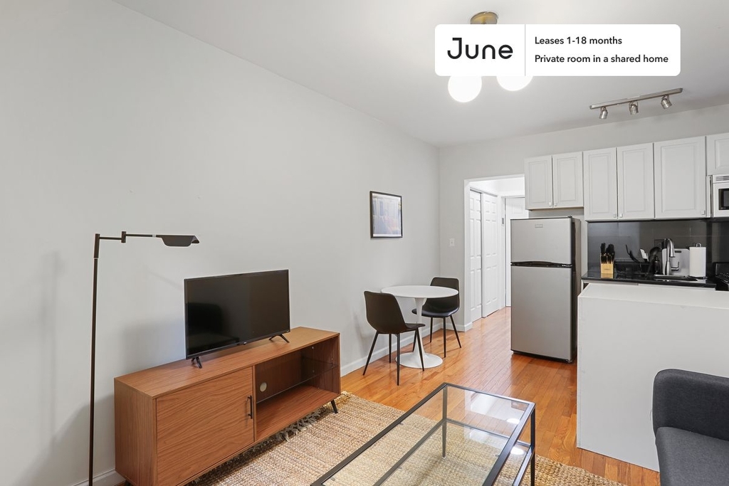 23 East 109th Street - Photo 11