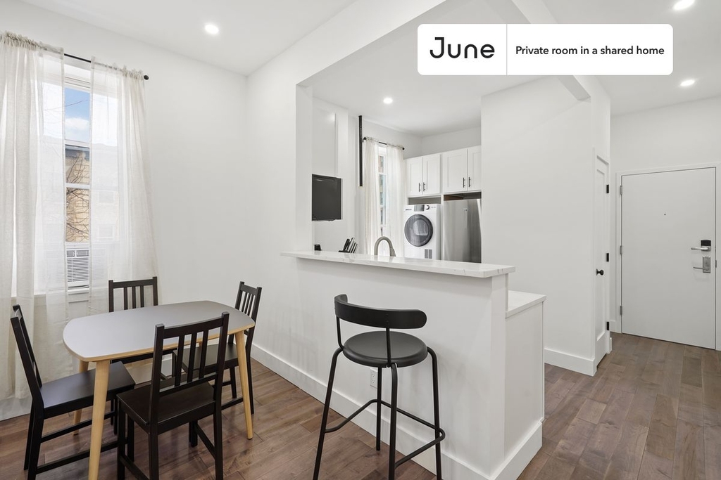 1290 Nostrand Avenue - Photo 12