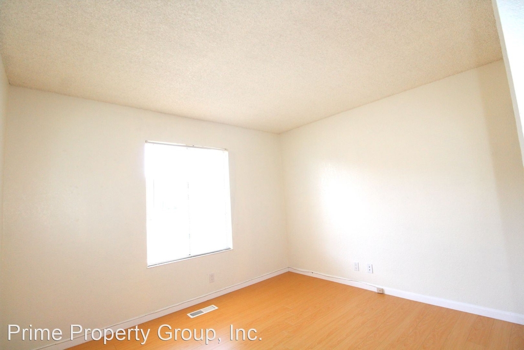 28166 Dobbel Ave. - Photo 11