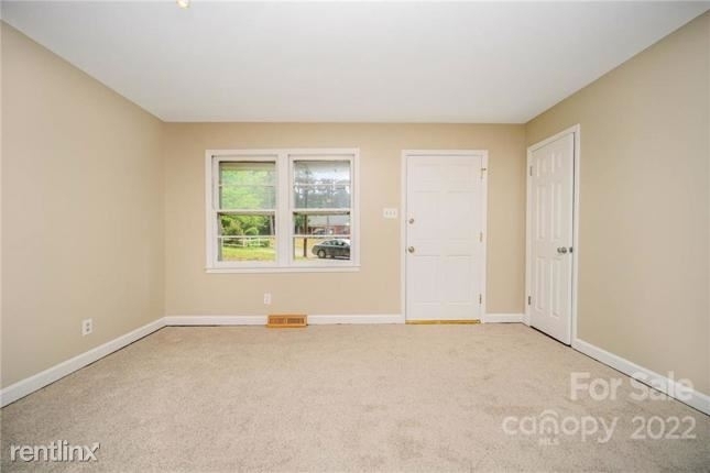 4321 R Gillespie Court - Photo 2