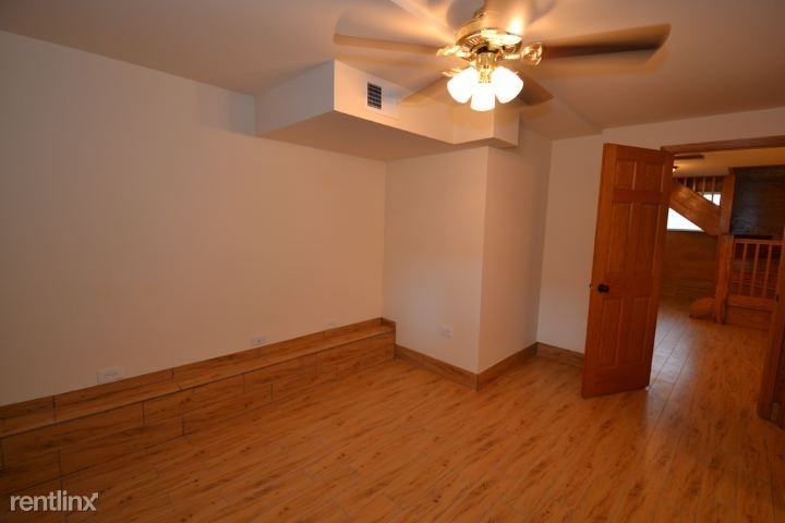 3548 N. Bosworth, Unit 1 - Photo 12