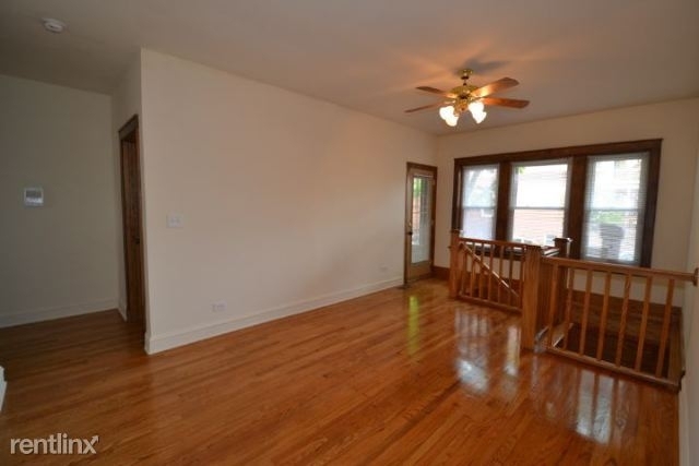 3548 N. Bosworth, Unit 2 - Photo 4