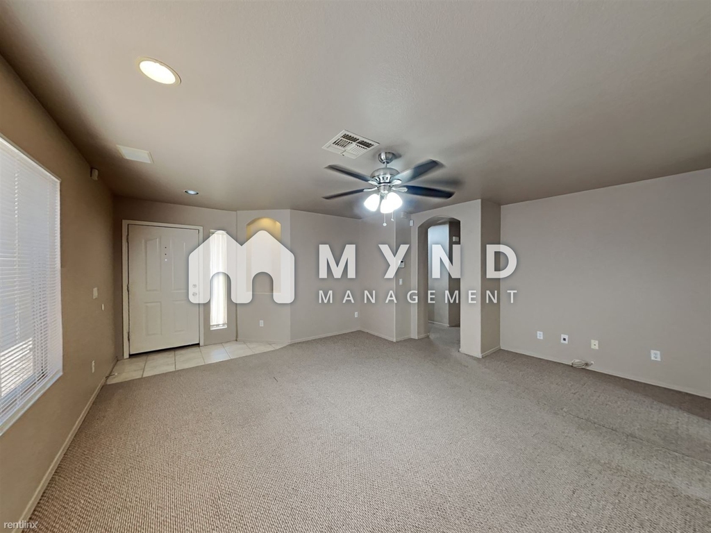 10834 W Alvarado Rd - Photo 3