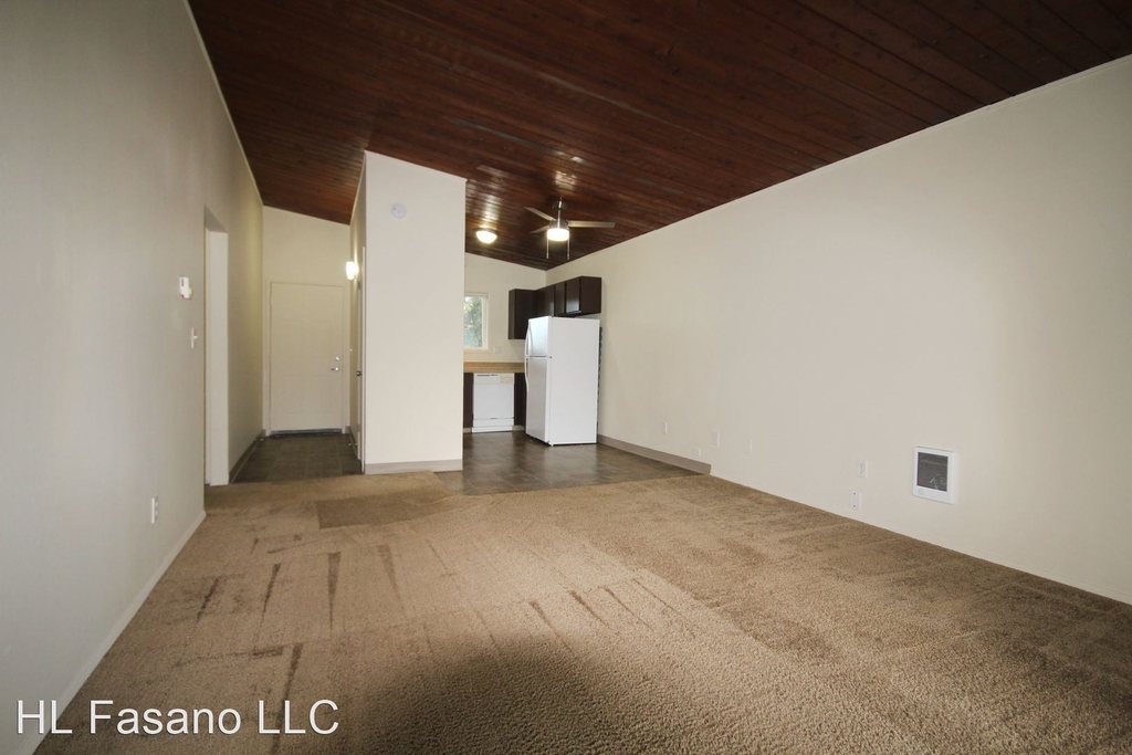 6200 Sw Hall Blvd - Photo 12