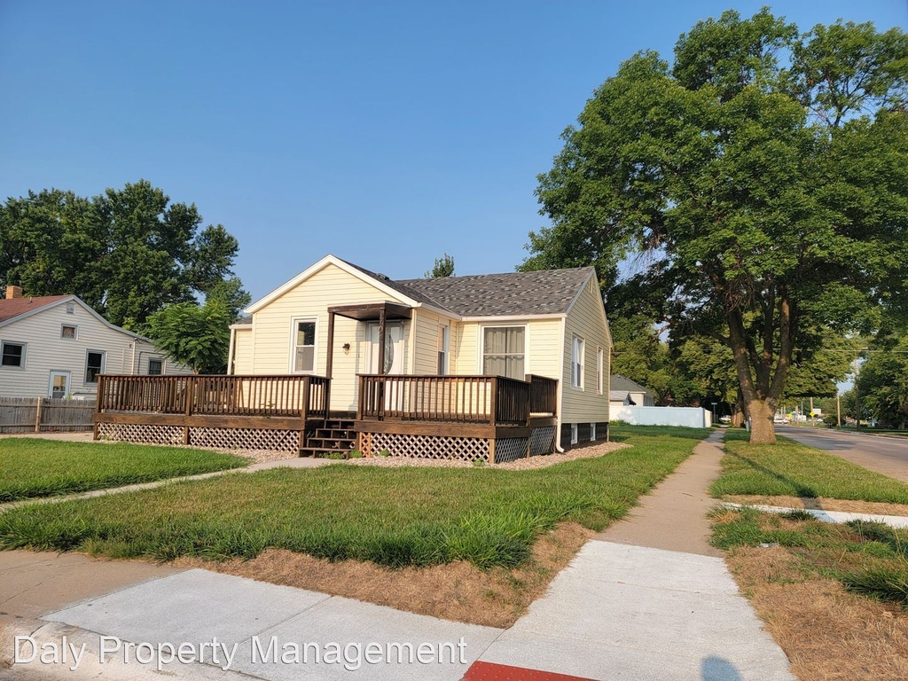 704 S Kimball - Photo 2