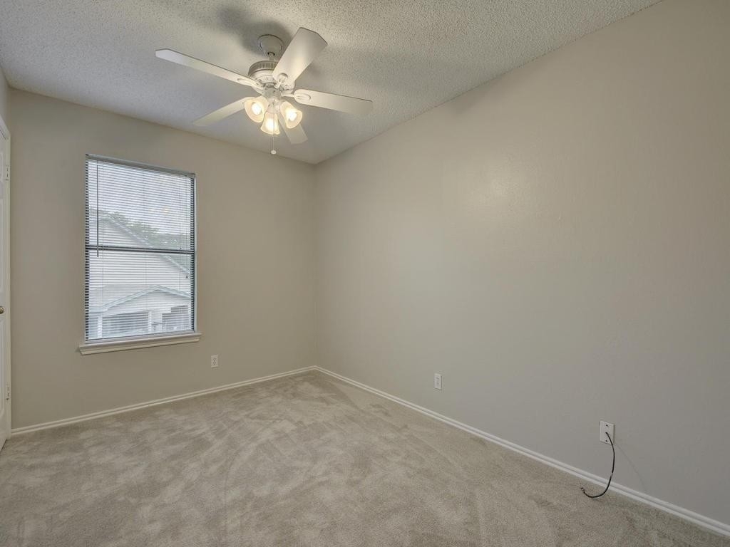 9203  Kempler Dr - Photo 14