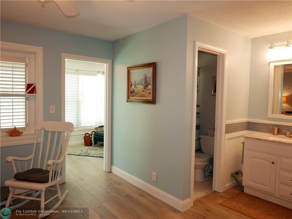 130 N High Point Blvd - Photo 17