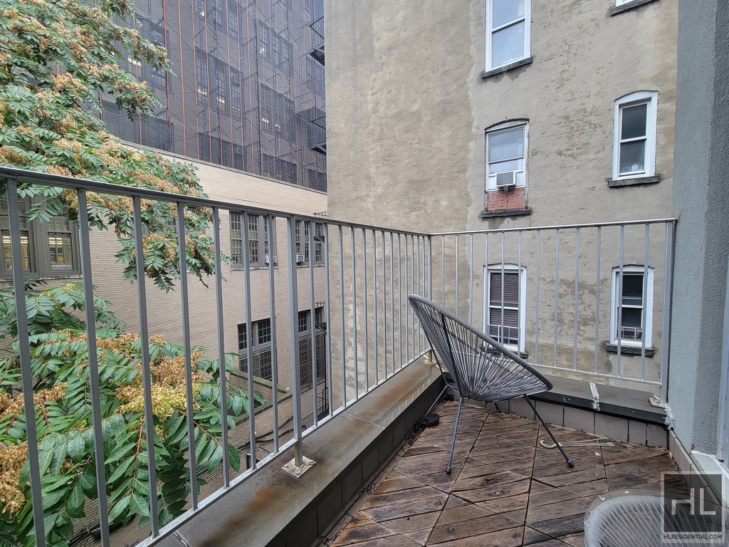 336 West 19 Street - Photo 3