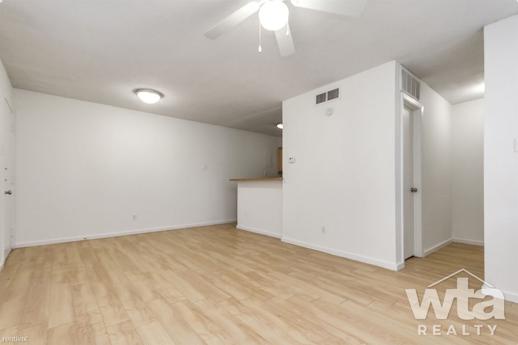 1301 W 9th St - Photo 16