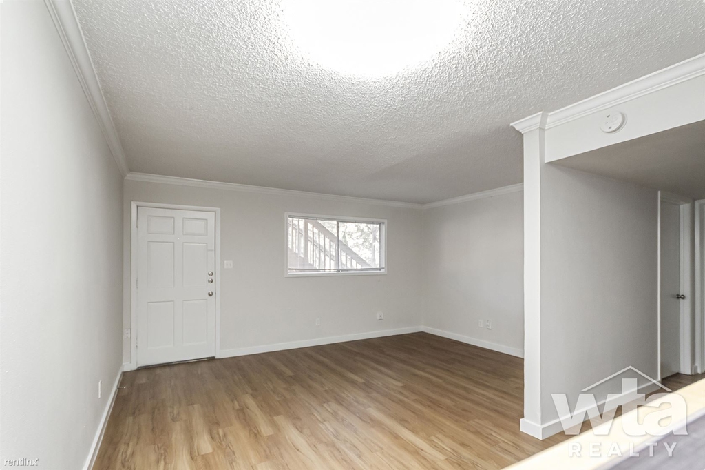 1329 West Mary St - Photo 8