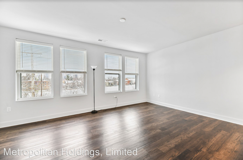 122 Parsons Avenue - Photo 1