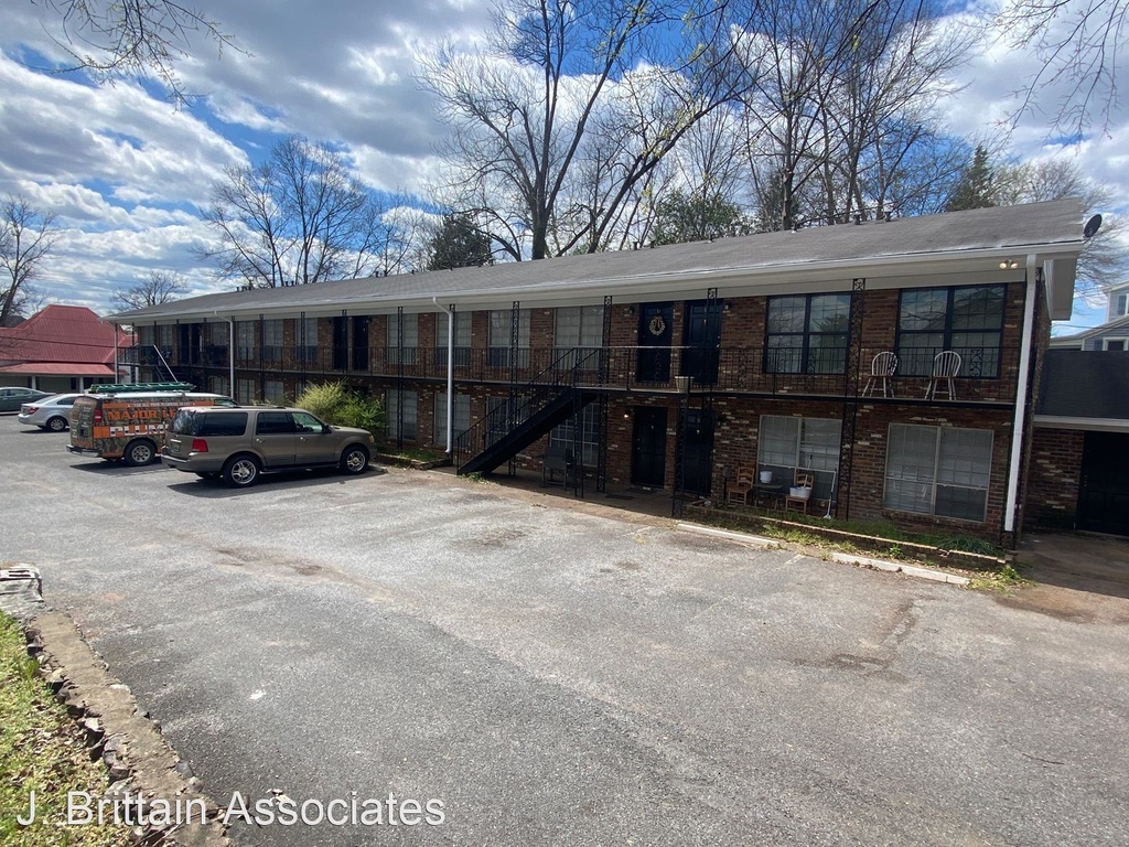 301 E Choccolocco Street - Photo 0