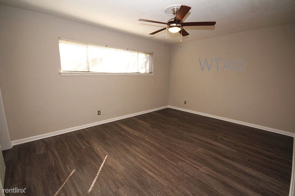 2606 Enfield Rd - Photo 6