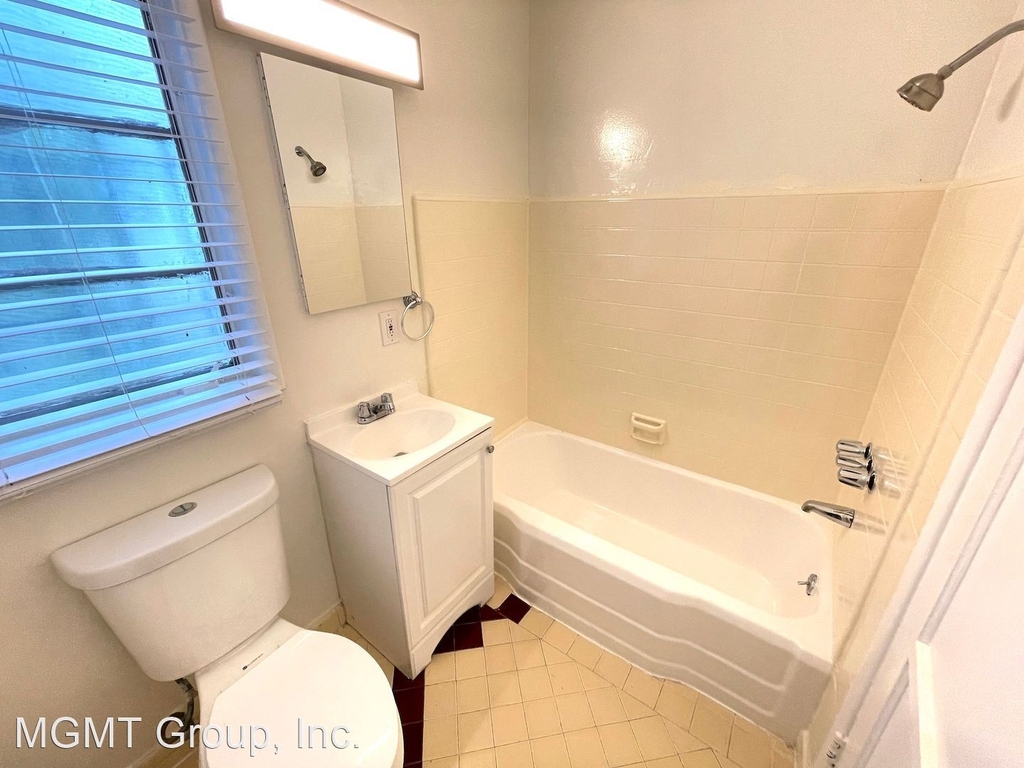 6701 Franklin Ave - Photo 5