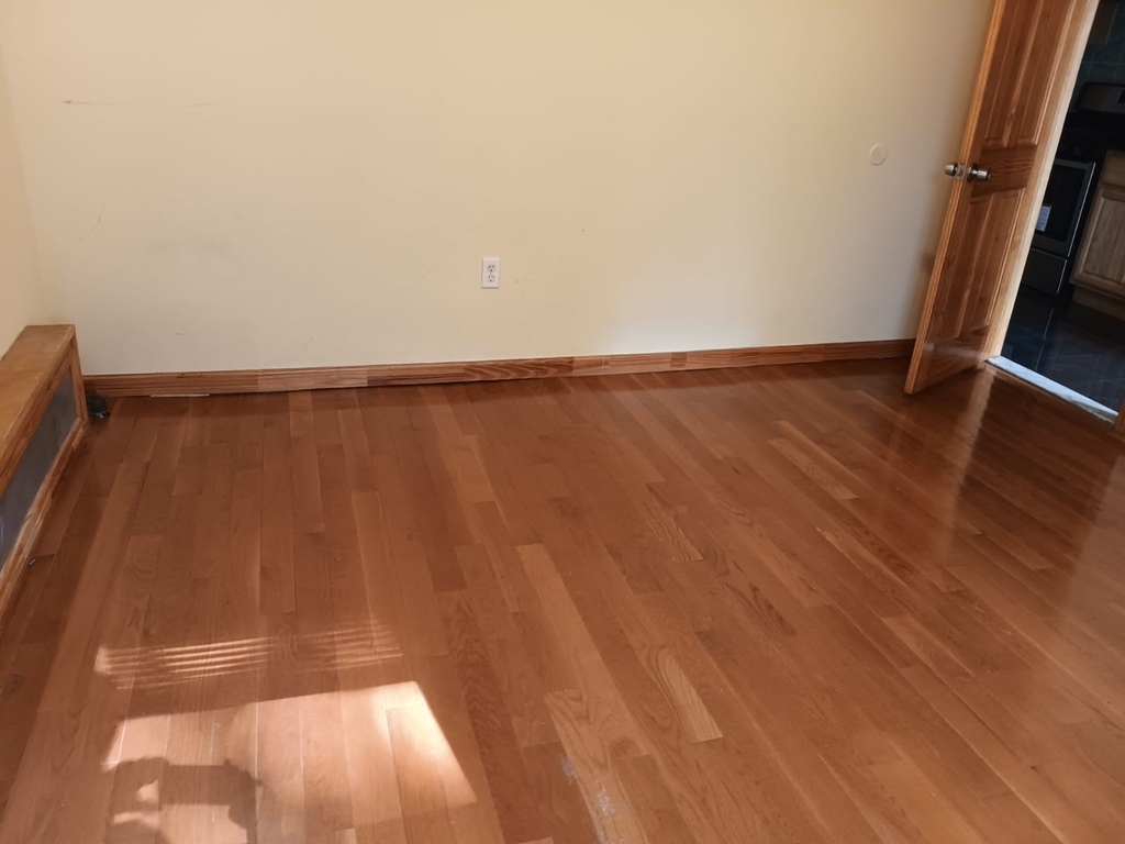 EAST 21ST - Photo 12
