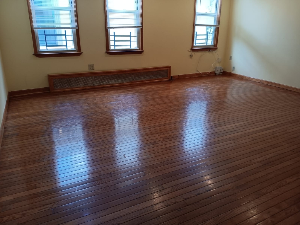 EAST 21ST - Photo 15