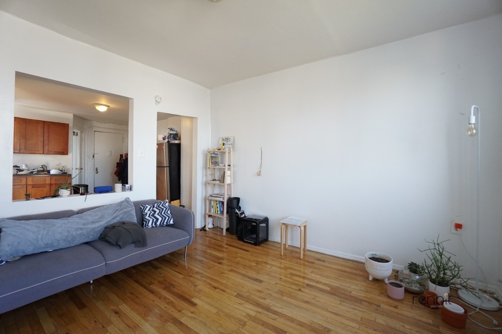 370 Bedford Avenue - Photo 8