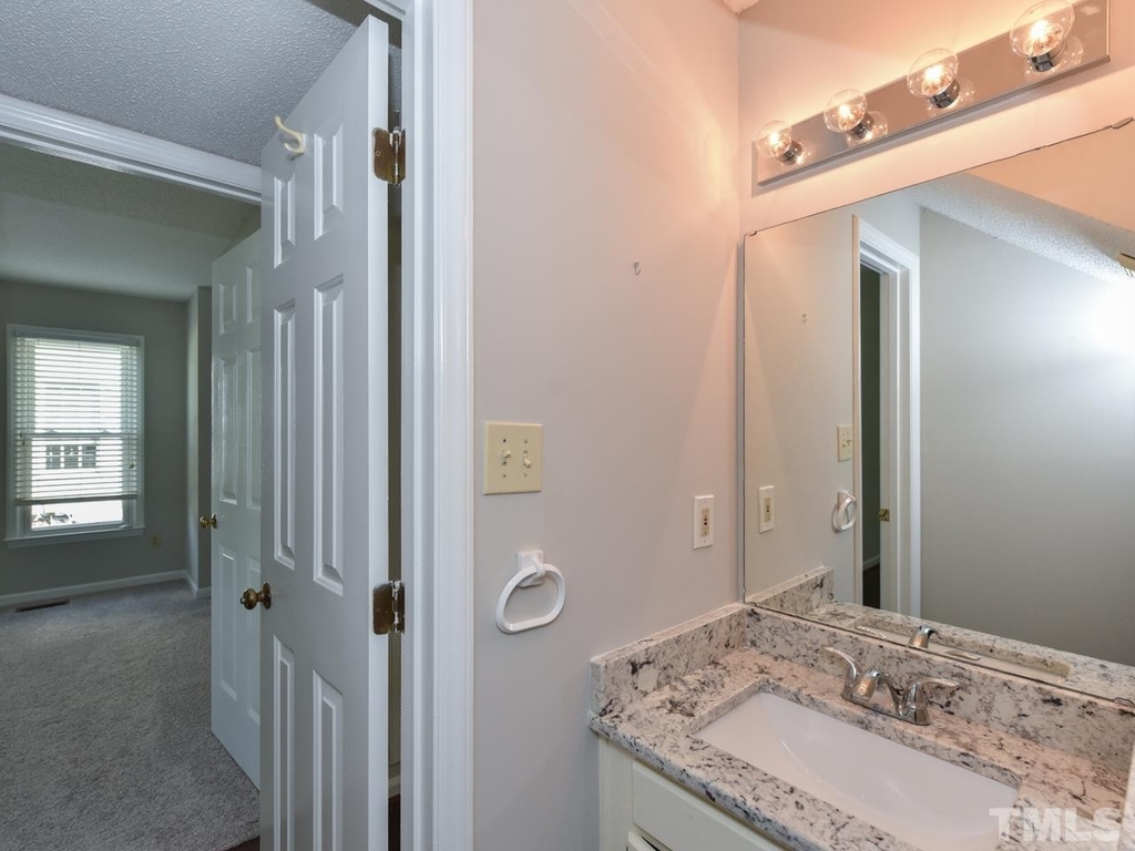 4916 Royal Adelaide Way - Photo 8