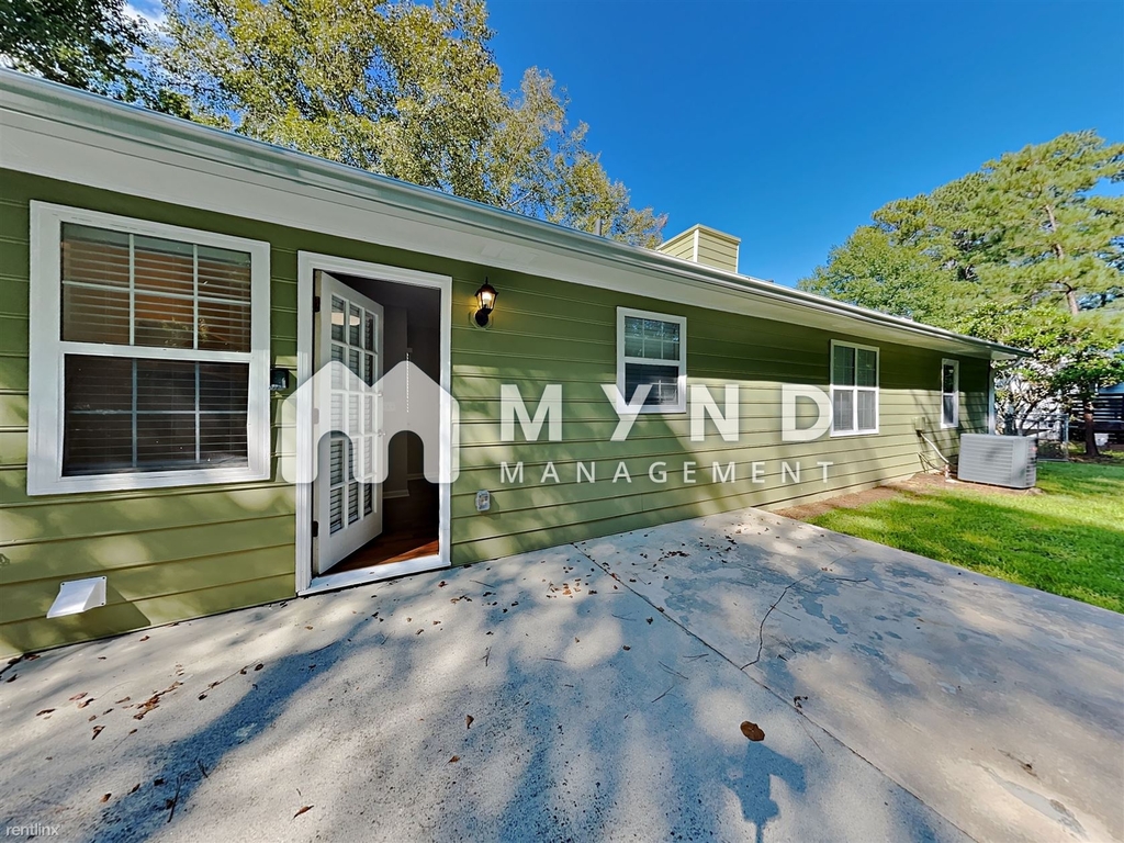 3215 Valley View St - Photo 23