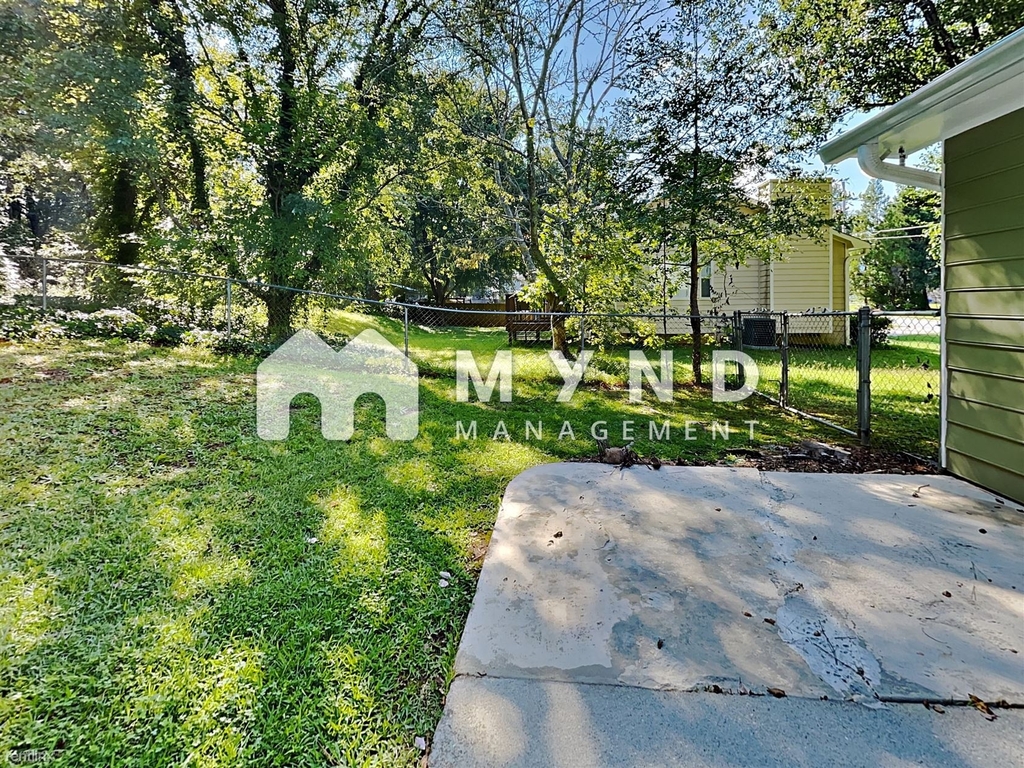 3215 Valley View St - Photo 28