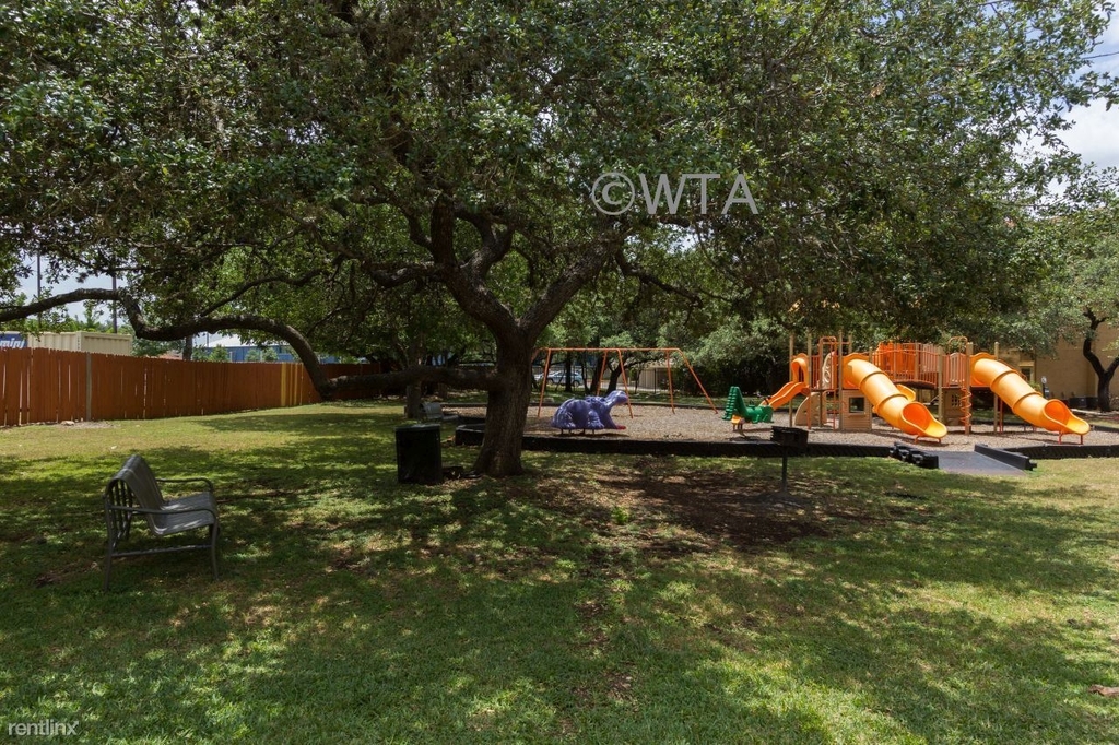 16465 Henderson Pass - Photo 14