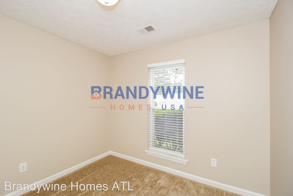 1780 Graystone Dr - Photo 6