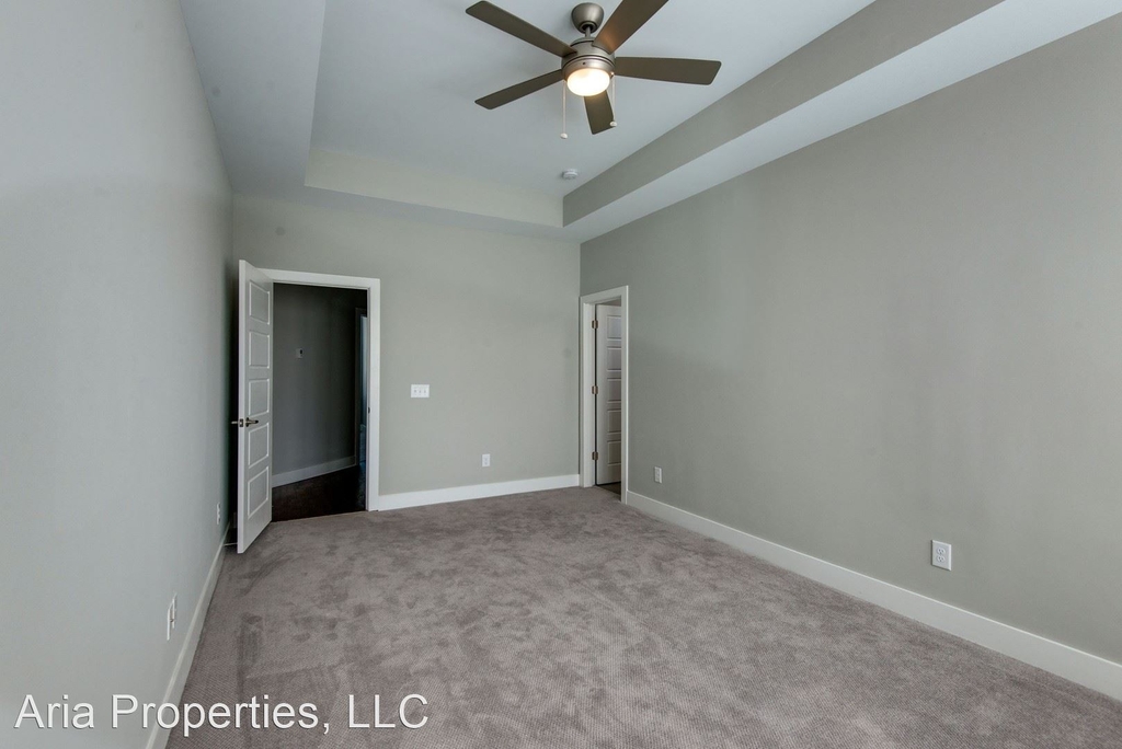 205 Porter Village Cir. - Photo 15