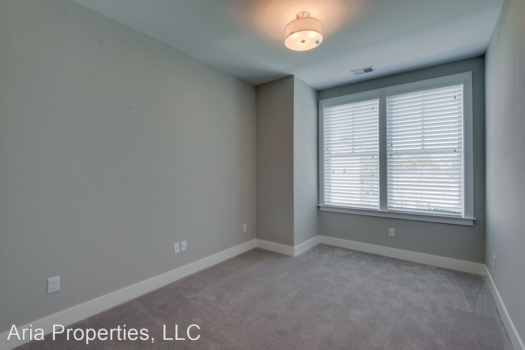 205 Porter Village Cir. - Photo 17